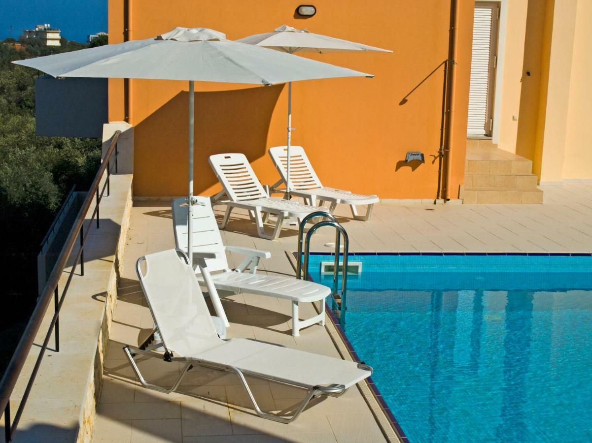 Olive Tree Hillside Apartment Stalós Zewnętrze zdjęcie